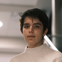 Portrait photo of Miguel Lopez